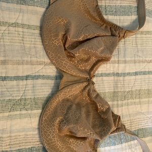 36 DDD Chantelle Bra Nude